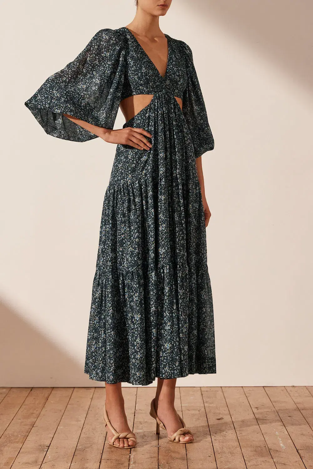 Shona Joy Denise Pin Tuck Cut Out Balloon Sleeve Midi Dress Floral Size 10 - Image 2