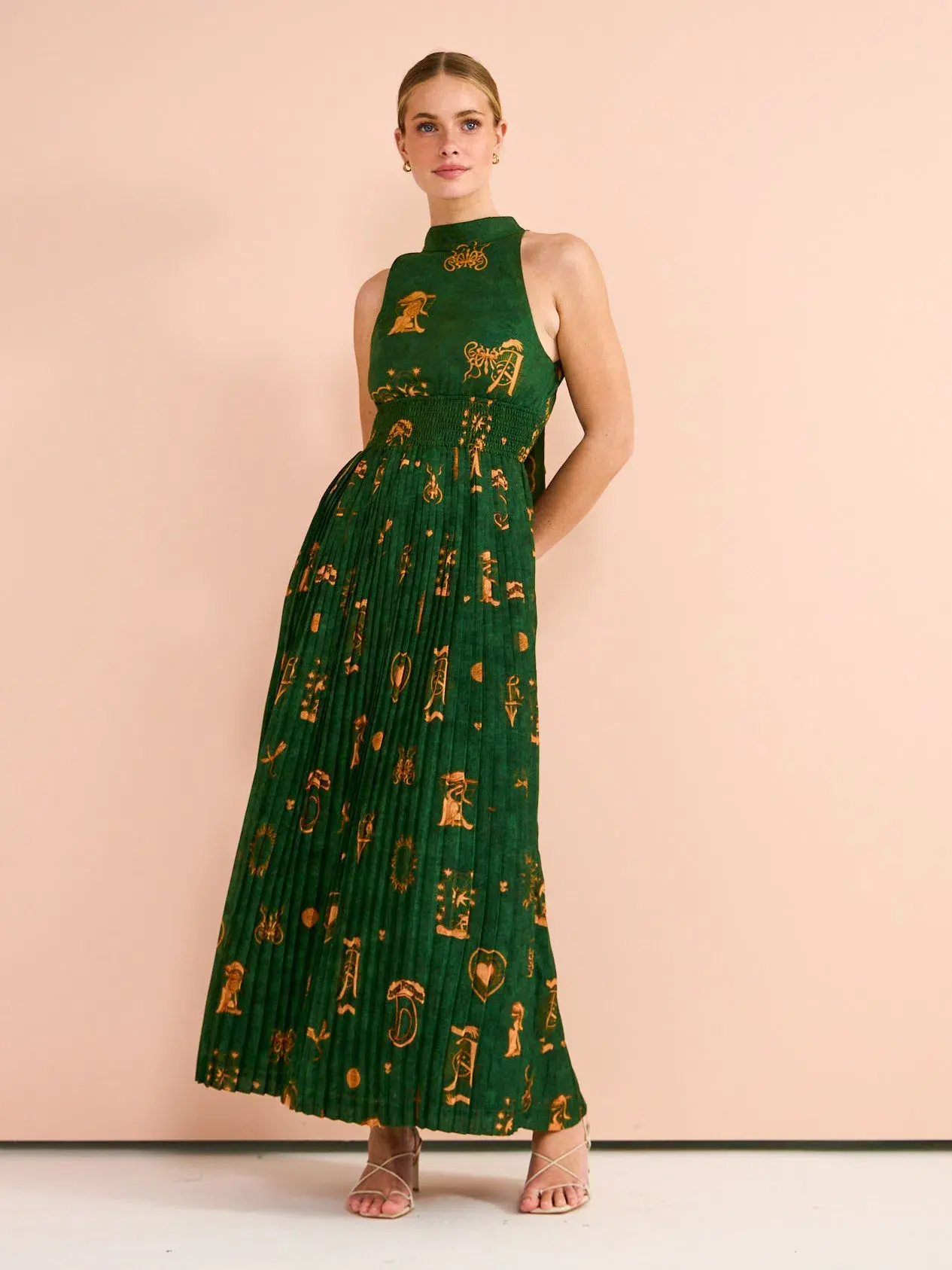 Kate Ford Manisa Pleated Gown In Green Print Size 12 - Image 1
