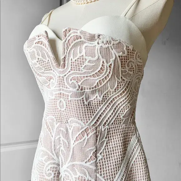Sheike Lunar Lace Maxi Dress Ivory Size 12 - Image 6