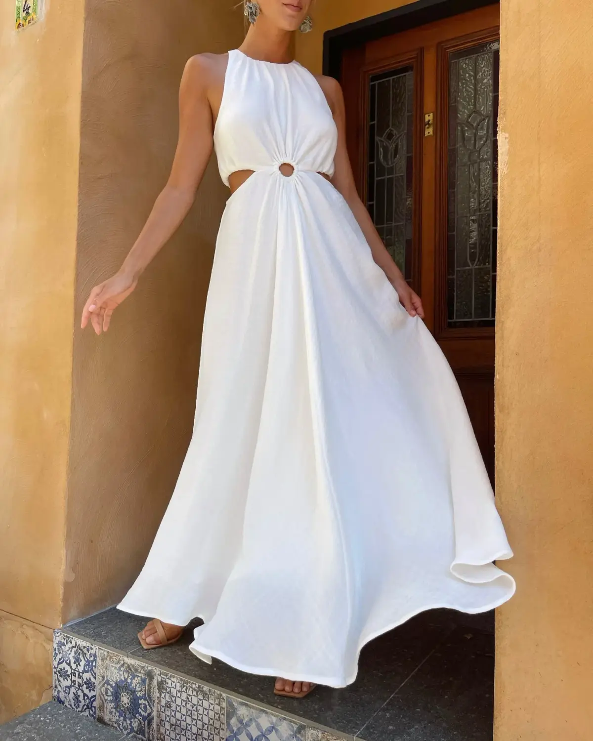 Sheike Gallery Dress White Size 16 - Image 2