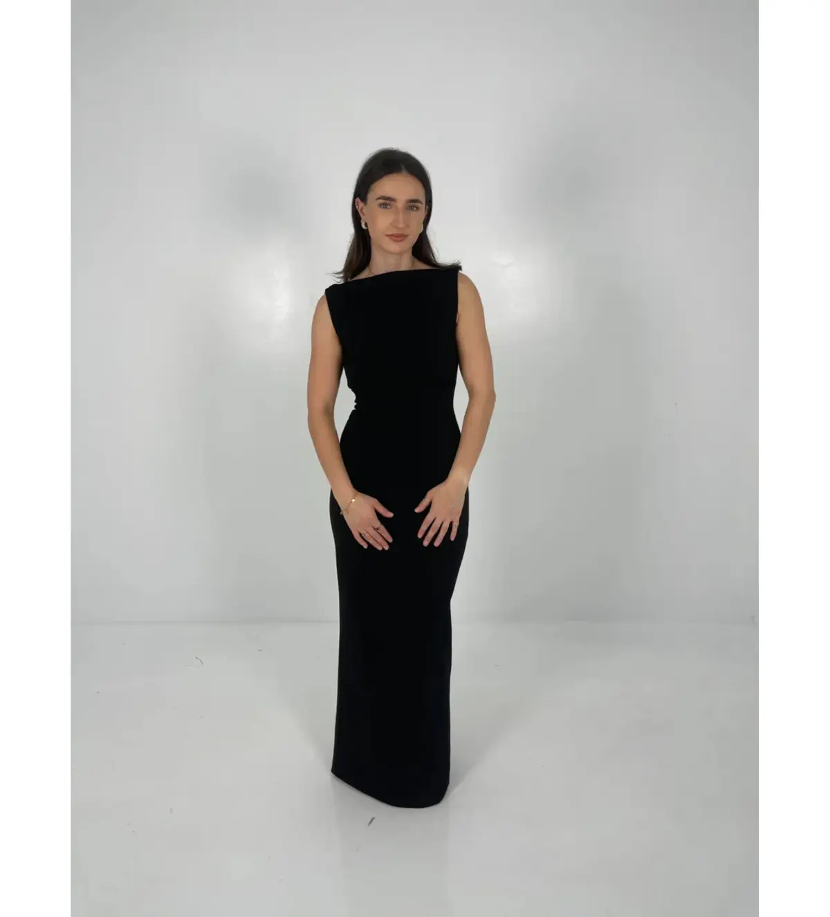 Effie Kats Verona Gown in Black Size S / AU 8 - Image 1