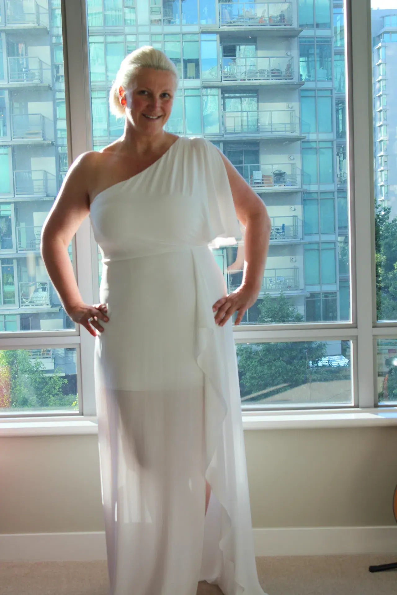 BCBGMAXAZRIA Kendal Ruffle One Shoulder Gown White Size 16 - Image 2