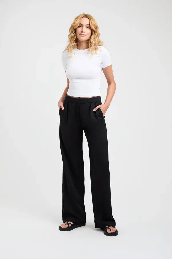 Kookai Oyster Low Rise Pant Black Size 34 / AU 6 - Image 1