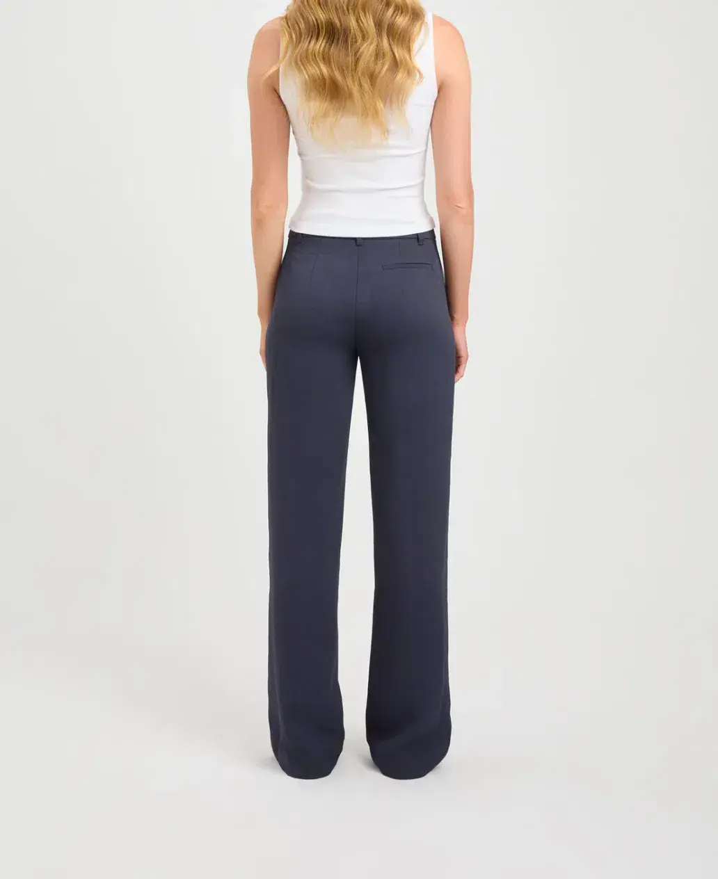 Kookai Oyster Suit Pant Navy Size 8 - Image 3