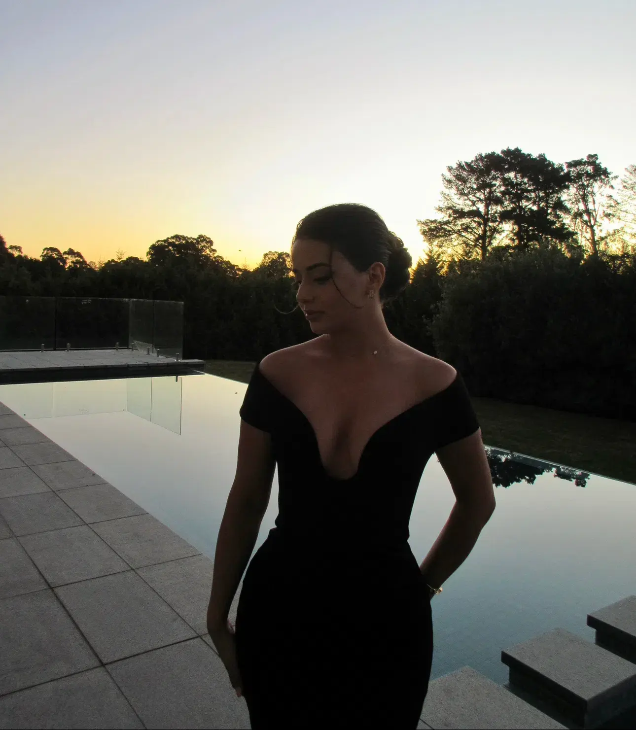 Solace London Marlowe Gown Black Size 6 - Image 4