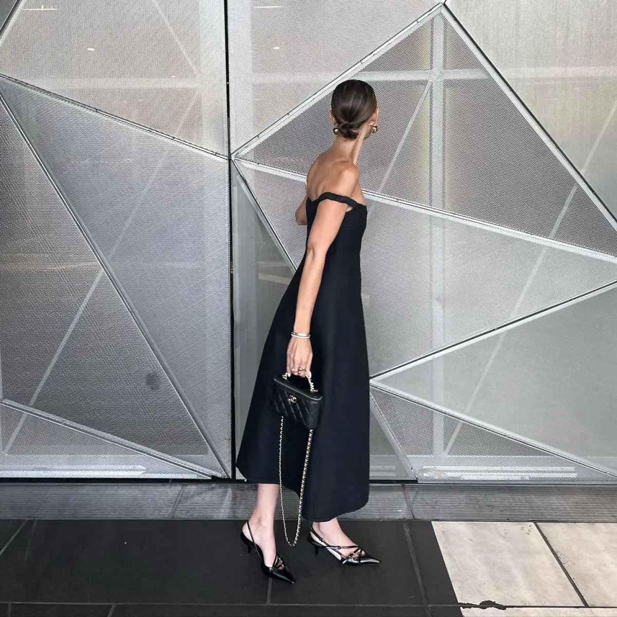 Khaite NY black midi dress  - Image 4