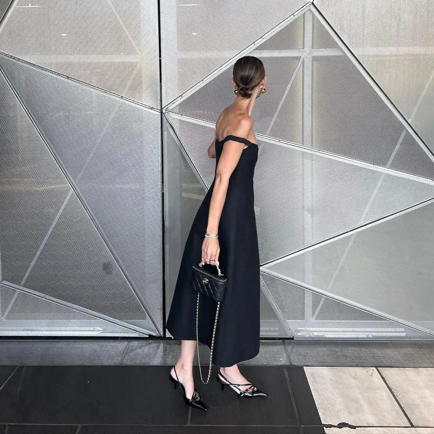 Khaite NY black midi dress  - Image 4