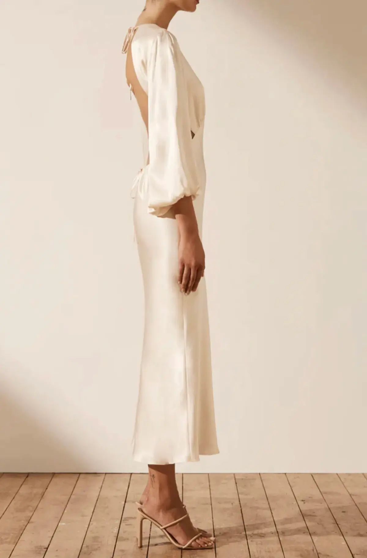 Shona Joy La Lune Open Back Balloon Sleeve Midi Dress Cream Size 6 - Image 3