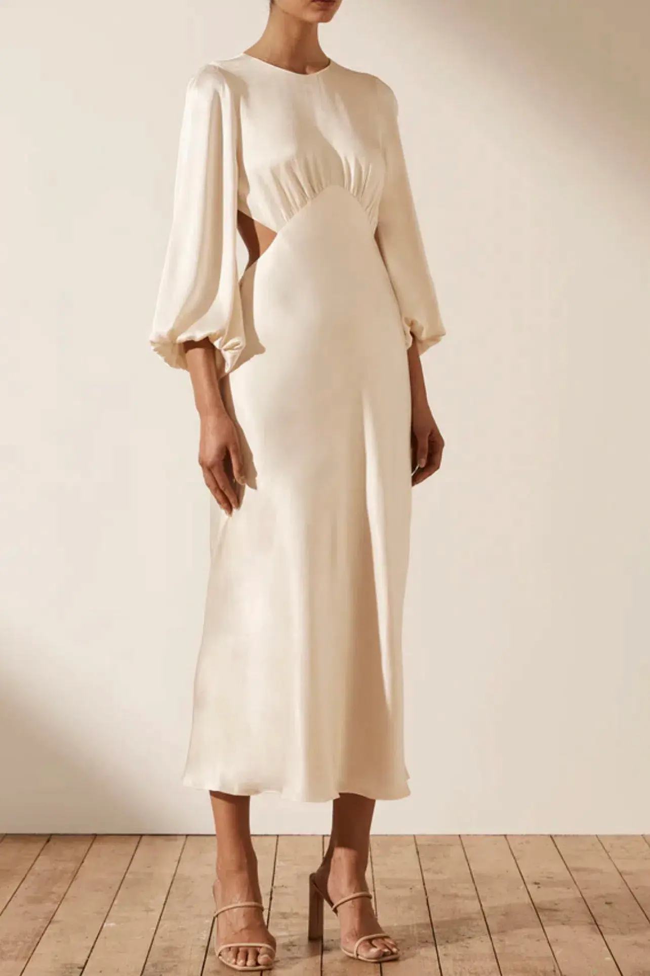 Shona Joy La Lune Open Back Balloon Sleeve Midi Dress Cream Size 6 - Image 2