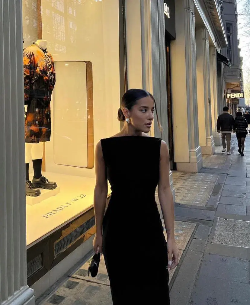 Effie Kats Verona Gown Black Size AU 8 for rent on The Volte - main image