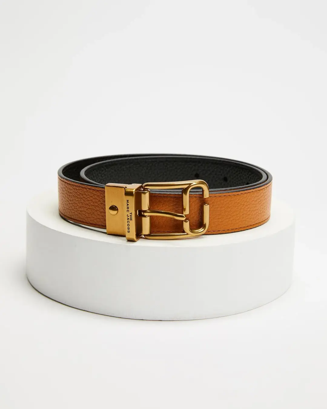 Marc Jacobs Reversible Belt Tan & Black 30mm for rent on The Volte - main image