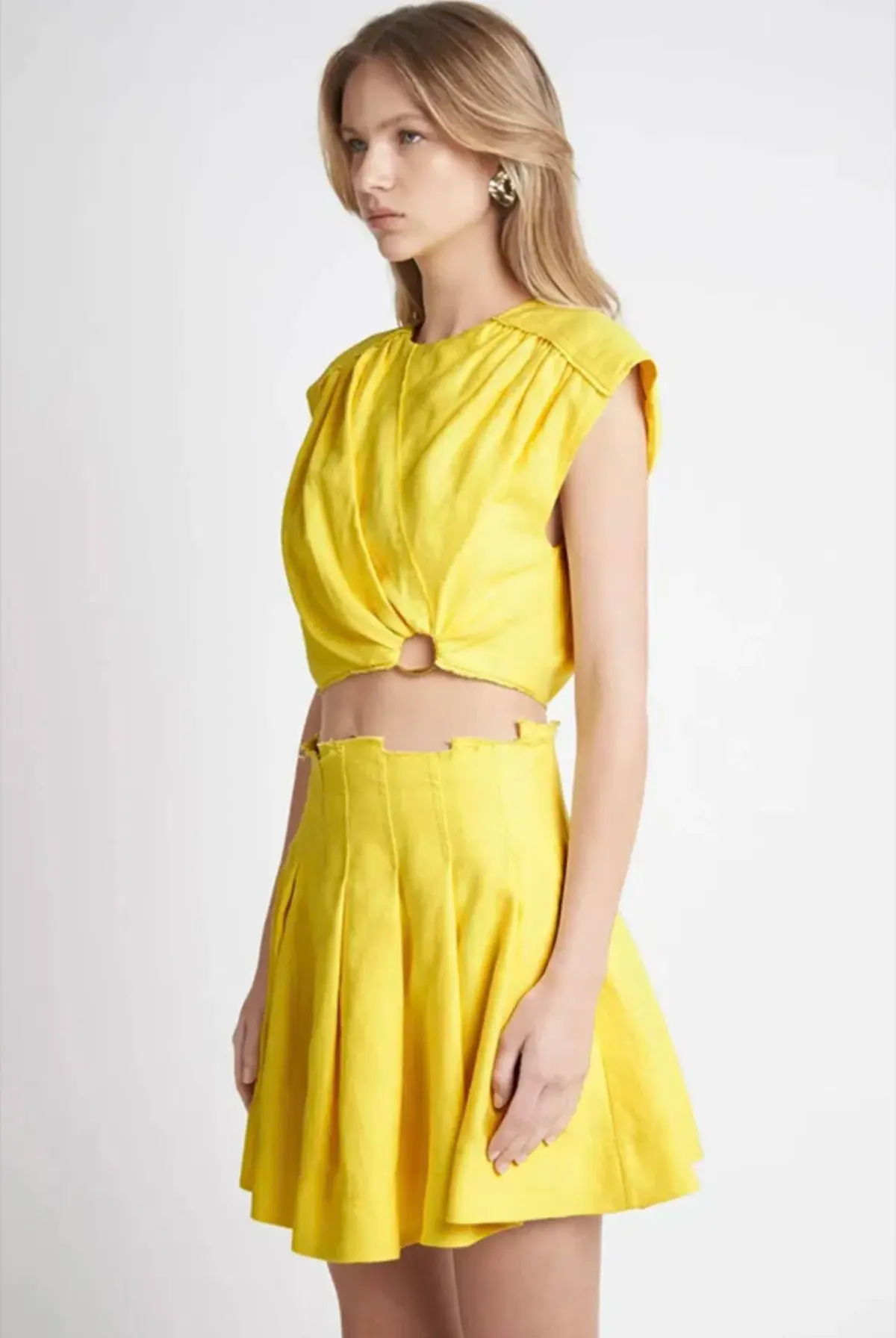 Aje Byblos Cropped Top and Mini Skirt Set Yellow Size 4/6 - Image 2