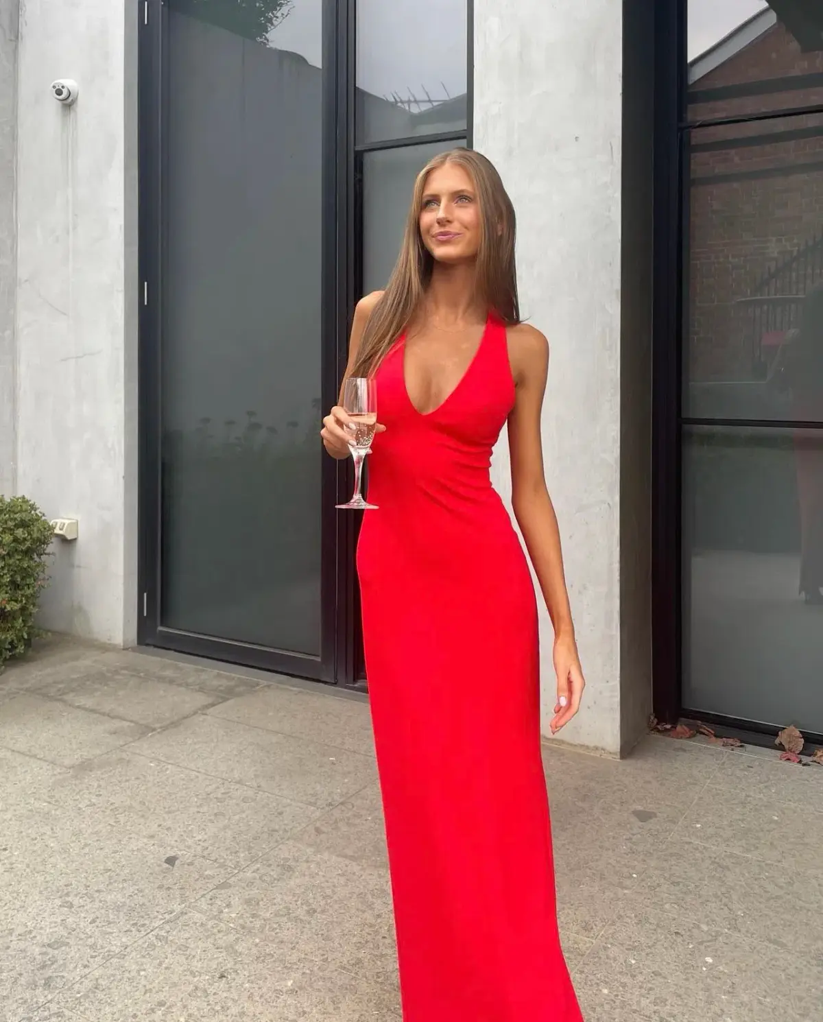 Effie Kats Eiza Gown Red Size S/Au 8 - Image 2