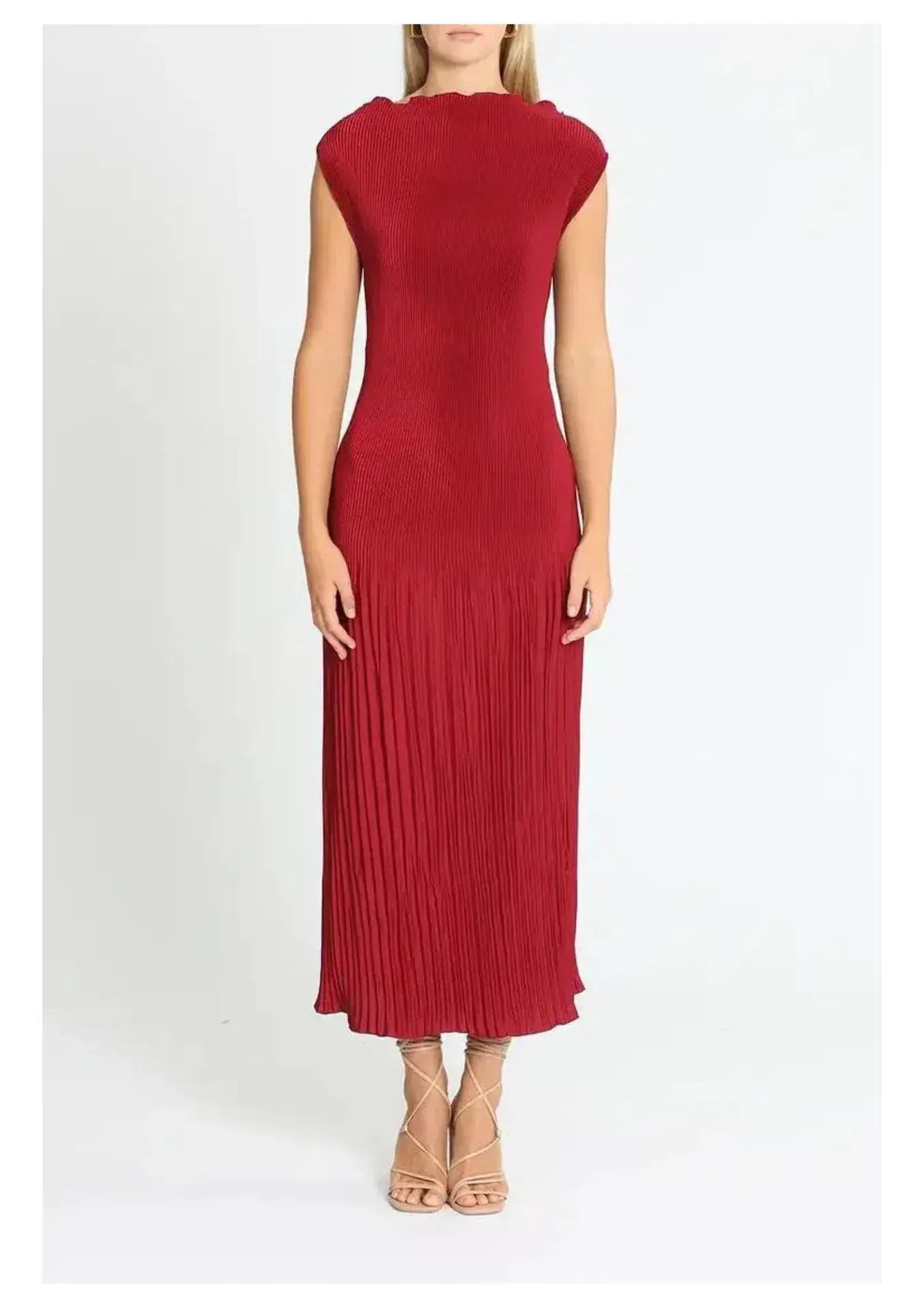 Lidee Soiree Moss Gown in Ruby Size 12 - Image 1