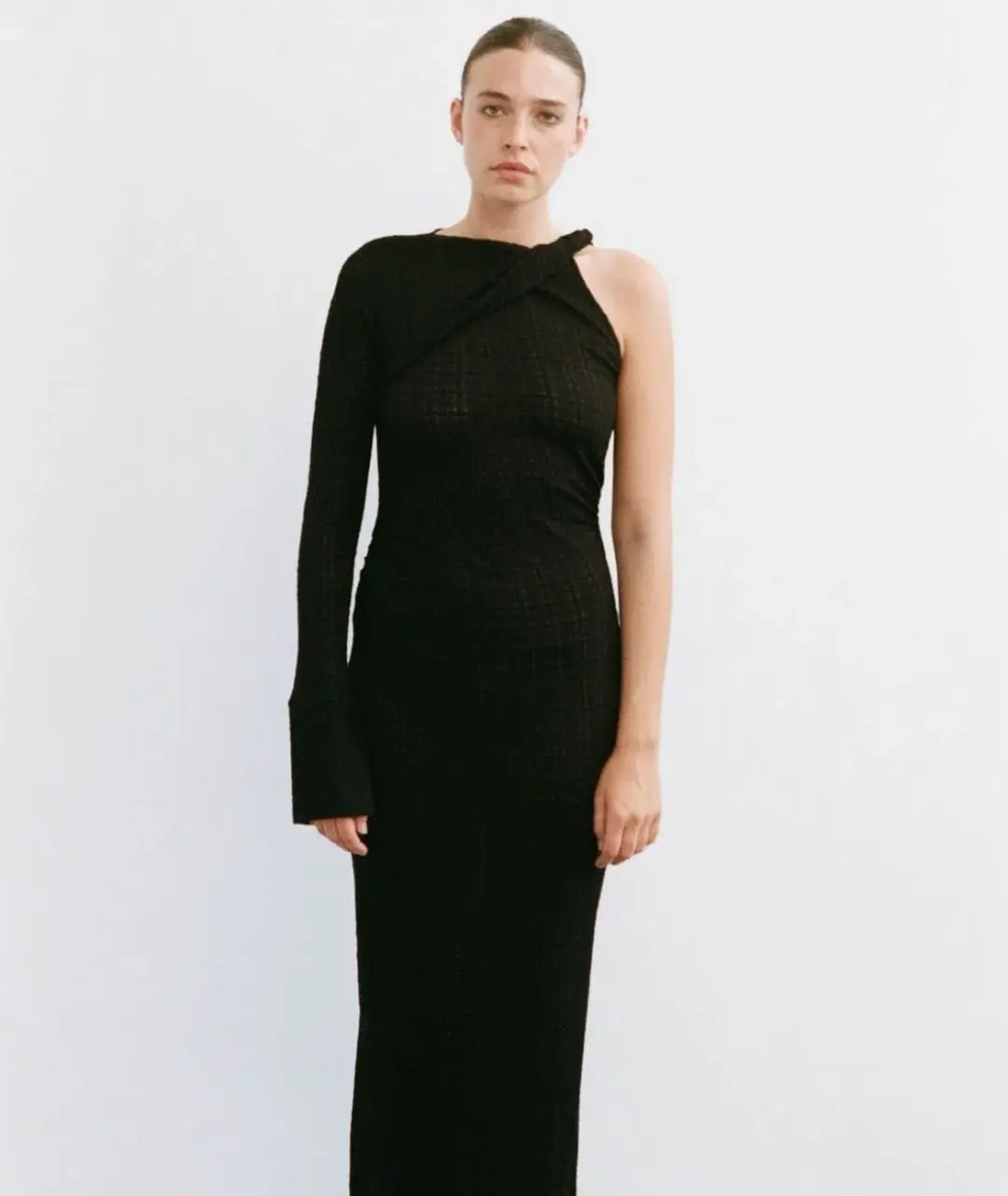 Camilla and Marc Cypress Midi Dress Black Size 14 for rent on The Volte - main image