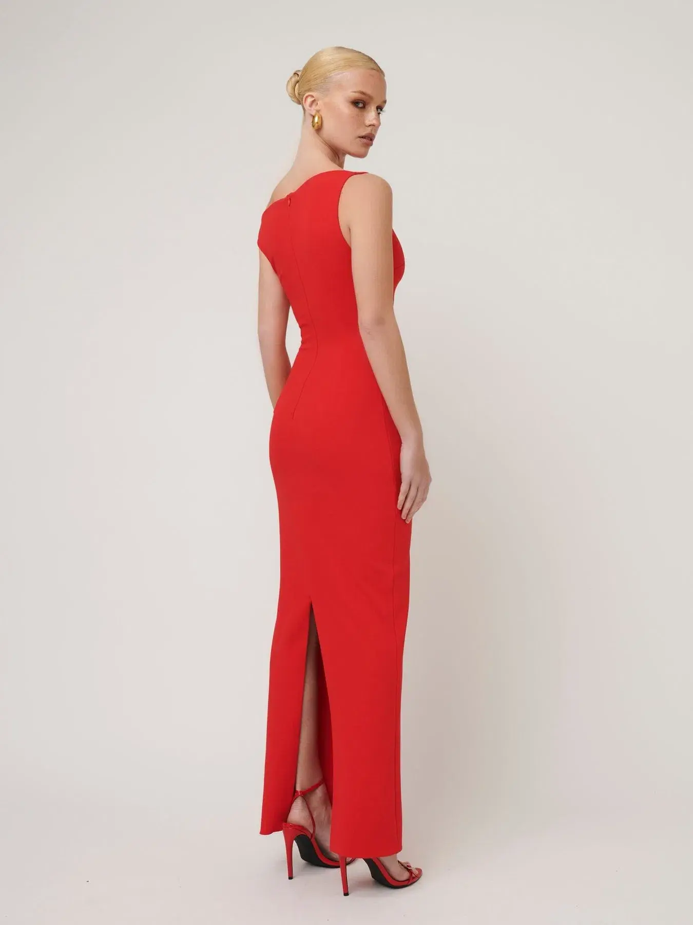 Effie Kats Inaya Gown Cherry Red Size S / AU 8 - Image 3