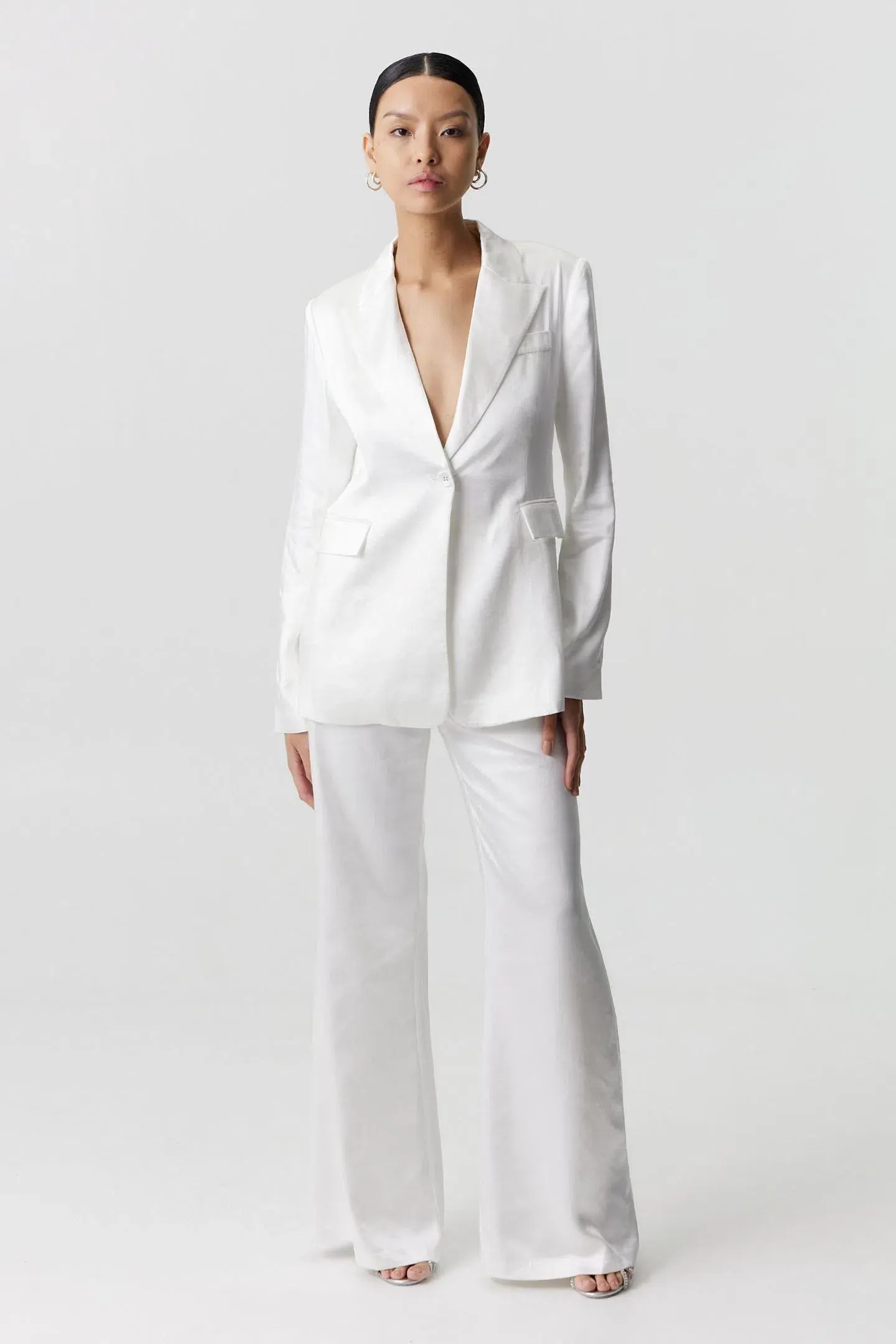 Third Form Satin Tailored Two-Piece Suit White Size 8 - Image 1