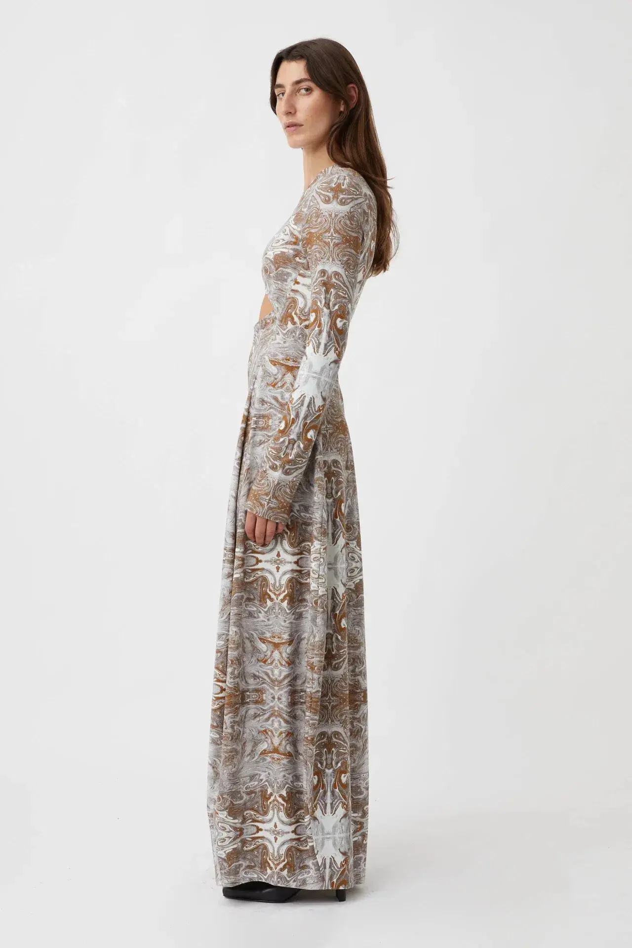 Camilla and Marc Ada Long Sleeve Printed Maxi Dress in Ada Print Multi Size 8 - Image 2