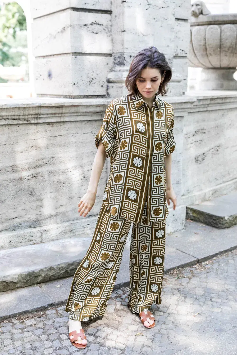 Alemais Dimi Jacquard Shirt and Pant Set Print Size 8 - Image 3