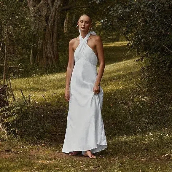 Dissh Alexis Linen Maxi Dress White Size 10 for rent on The Volte - main image