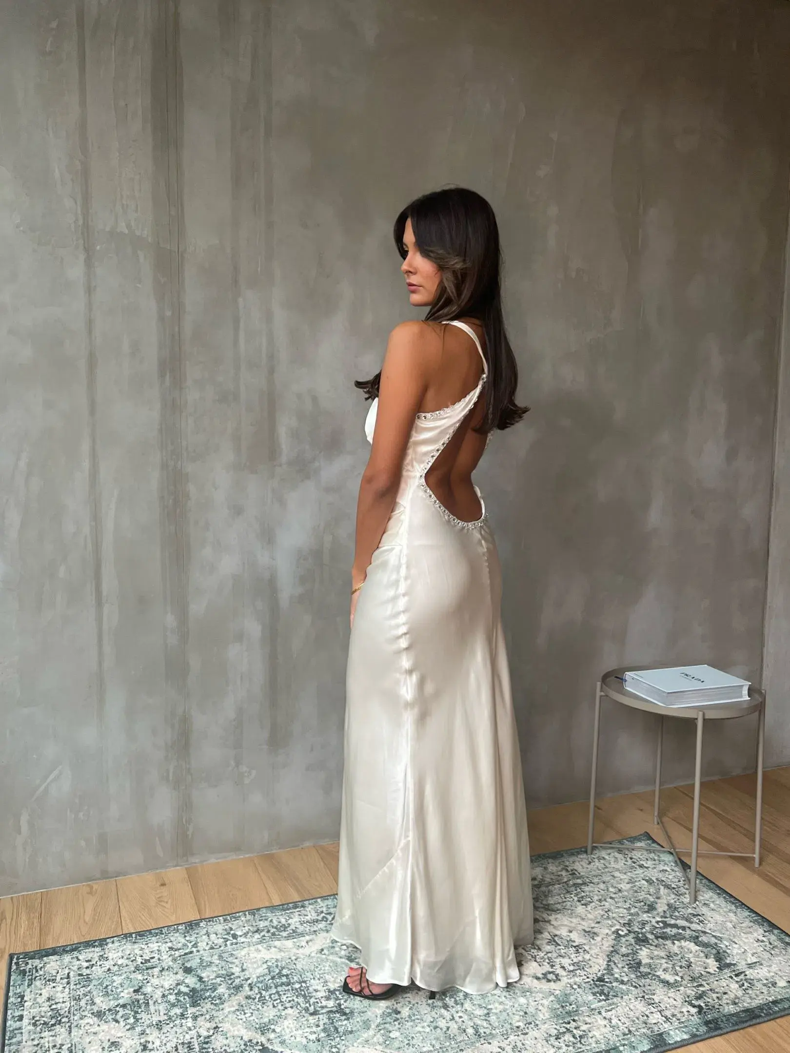Ruth Tarvydas Open Back Vintage Maxi Dress White Size 8 - Image 4