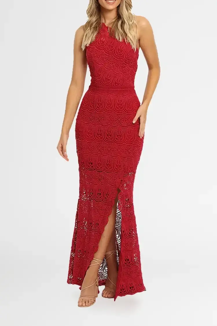 Grace and Hart Winter Rose Red Size 6 - Image 2