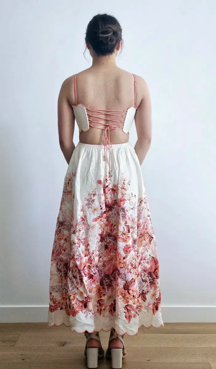 Zimmermann The Devi Scallop Midi Dress in Cream Floral Size 0 /Au 8 - Image 4