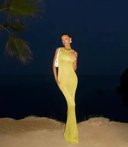 Asta Resort Natalia Dress Chartreuse Sequin Size 8
