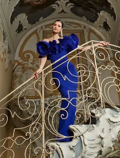 Rebecca Vallance Cora Gown Blue Size 8