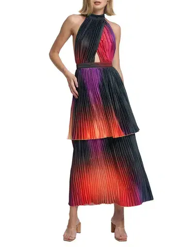 L'Idee Magnifique Gown in Fire Size 6