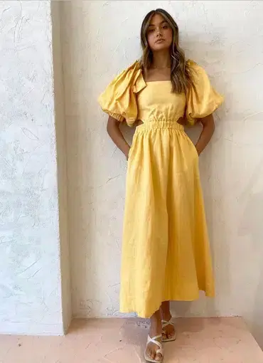 Sovere Noble Maxi Dress Yellow