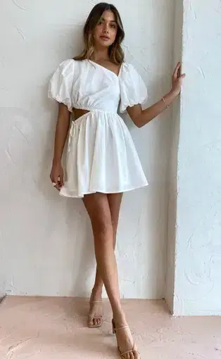By Nicola Gabriella Asymmetrical Mini Dress In White Size 10 