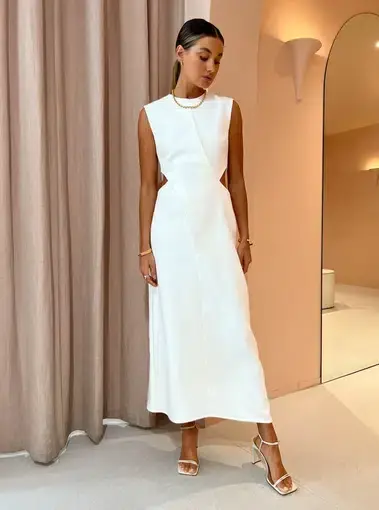 Camilla & Marc Hoxton Sleeveless Dress in Cream Size 6