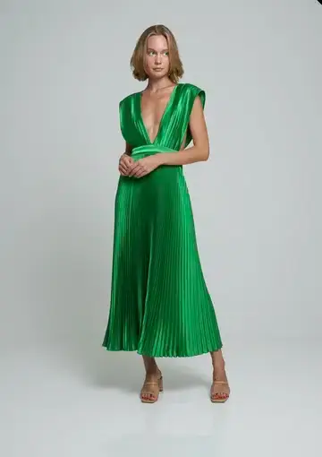L'idee Gala Gown in Bright Green Size 10