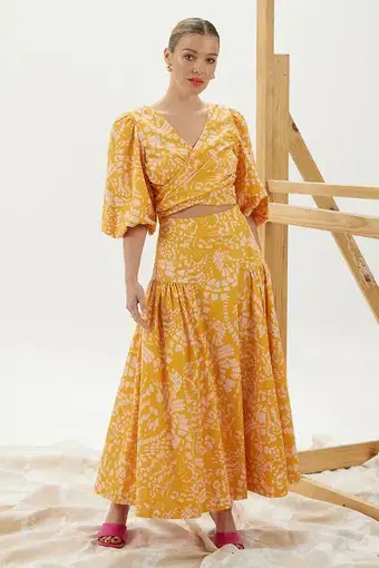 Mon Renn Monarch Dress Yellow Floral Size 8