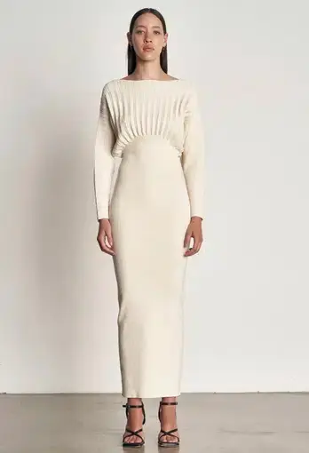 Wynn Hamlyn Accordion knit Gown Ivory Size AU 6