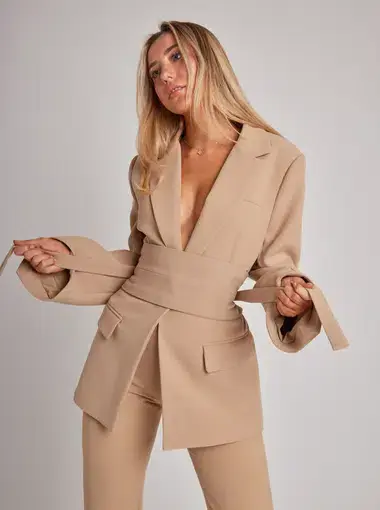 Sheike Oddmuse Ultimate Muse Blazer With Additional Belts Camel Nude Size S / AU 8