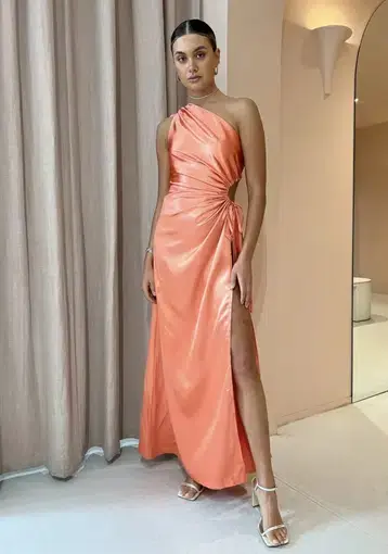 Sonya Moda Nour Peach Maxi Dress in Peach Size 8