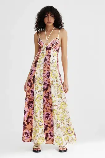 Significant Other Ana Maxi Dress in Floral Mix
Size 6