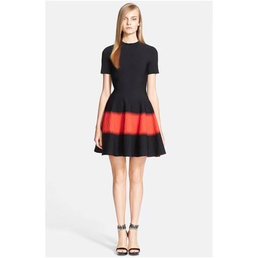 Alexander McQueen Red and Black Textured Fit & Flare Dress size 8