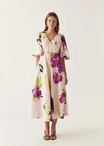 Aje Gilda Bell Sleeve Midi Dress in Wild Hydrangea Floral
Size 14