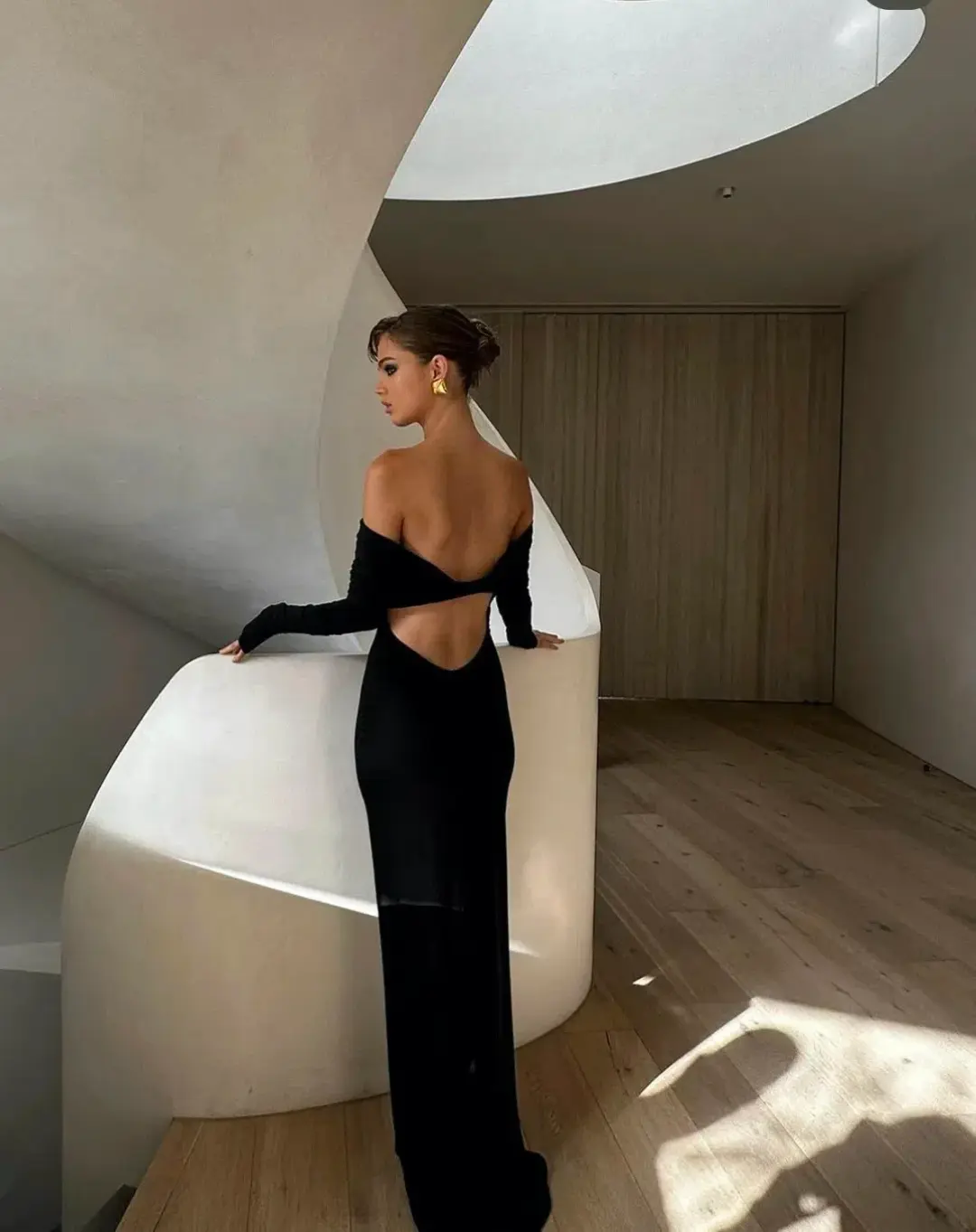 Effie Kats Gwen Gown Black Size M / AU 10 for rent on The Volte - main image