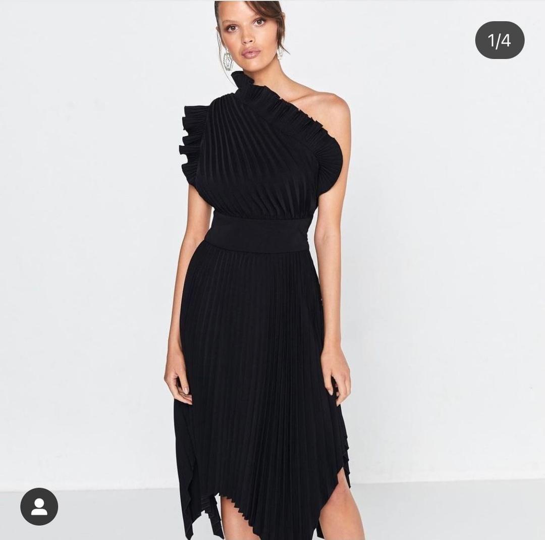 Mossman Lady Like Dress Black Size 16 for rent on The Volte - main image