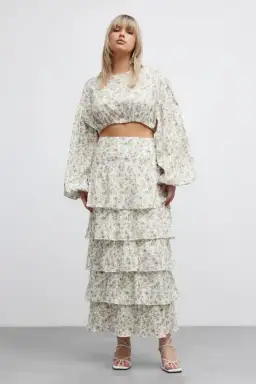 Significant Other Arwyn Top and Arwyn Skirt Set Daisy Size 12