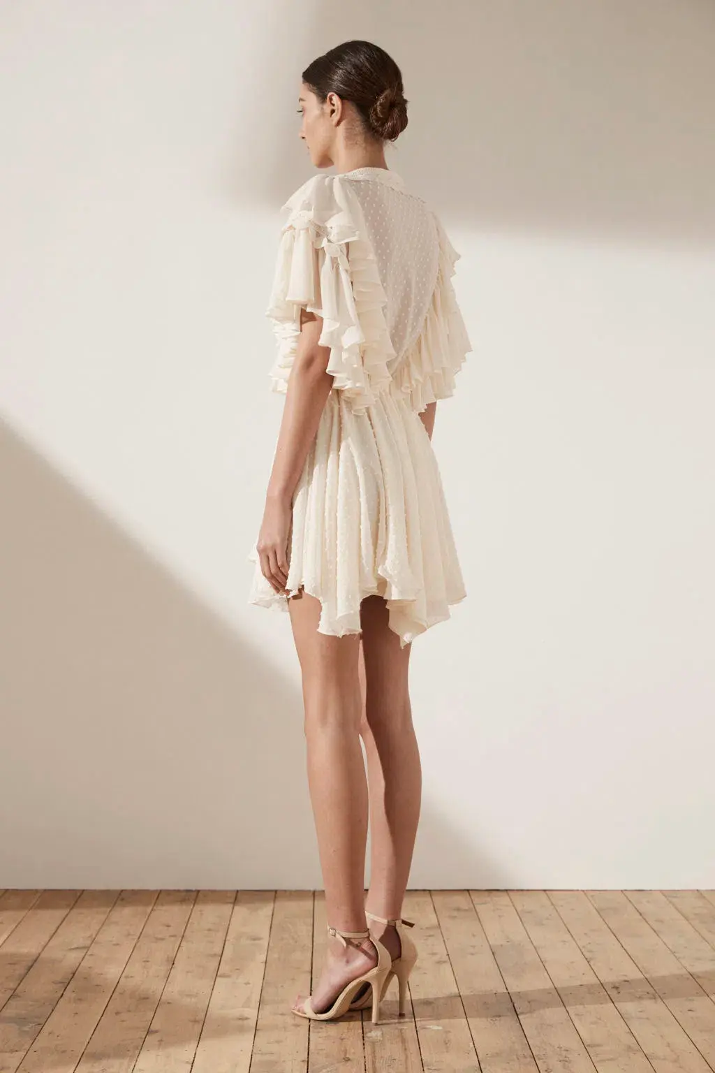 Shonya Joy Stella Ruffle Drawstring Dress Cream Size 12 for rent on The Volte - main image