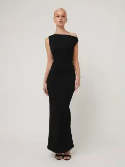 Effie Kats Inaya Gown Black Size 6