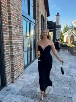 Bianca and Bridgett Adriana Dress Black Size XS / AU 6 for rent on The Volte - image 5