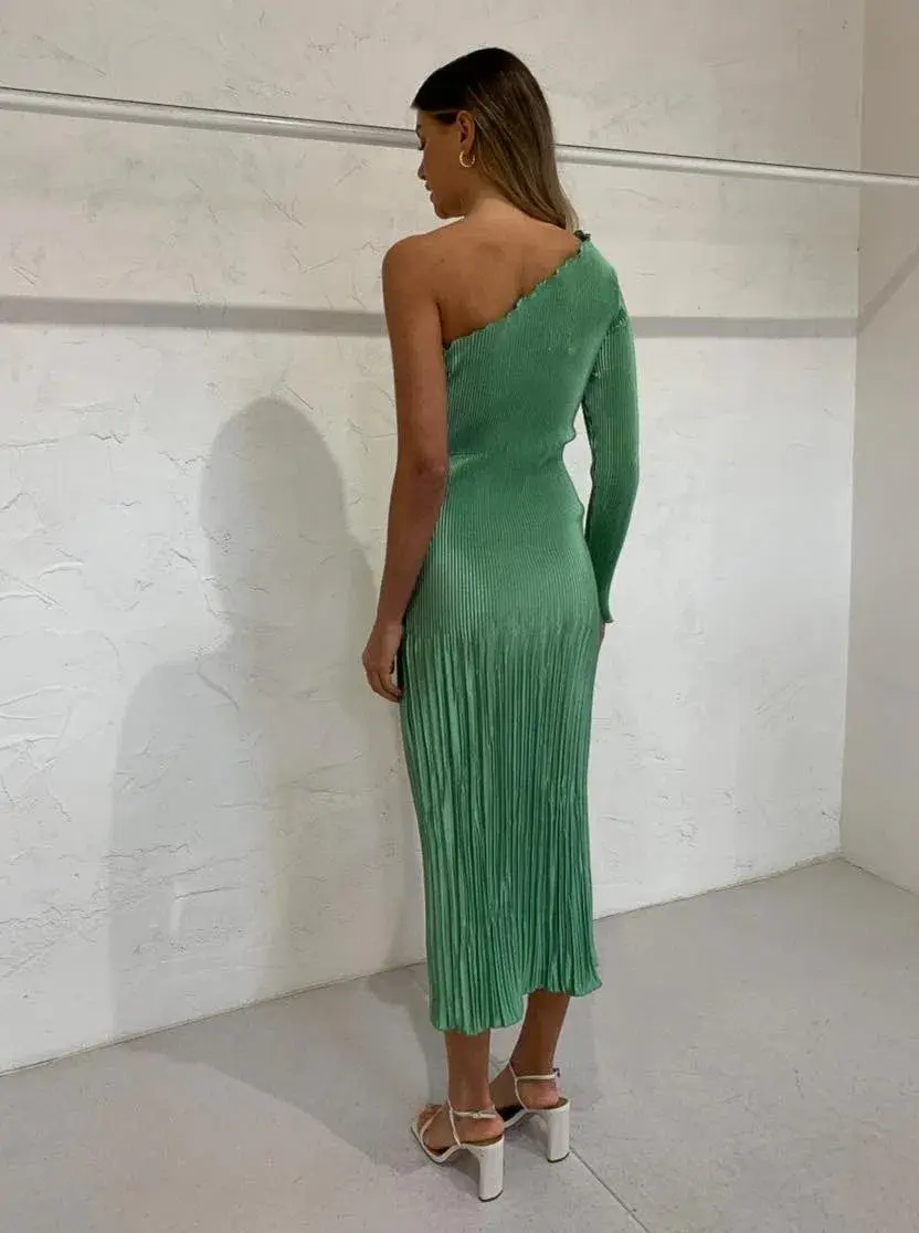 L'idée Soirée One Shoulder Sleeve Gown Green Size 8 for rent on The Volte - main image