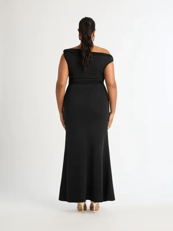 Sheike Stella Gown in Black Size AU 14 for rent on The Volte - main image