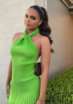 L’ldée Klum Gown - 10 for rent on The Volte - image 2